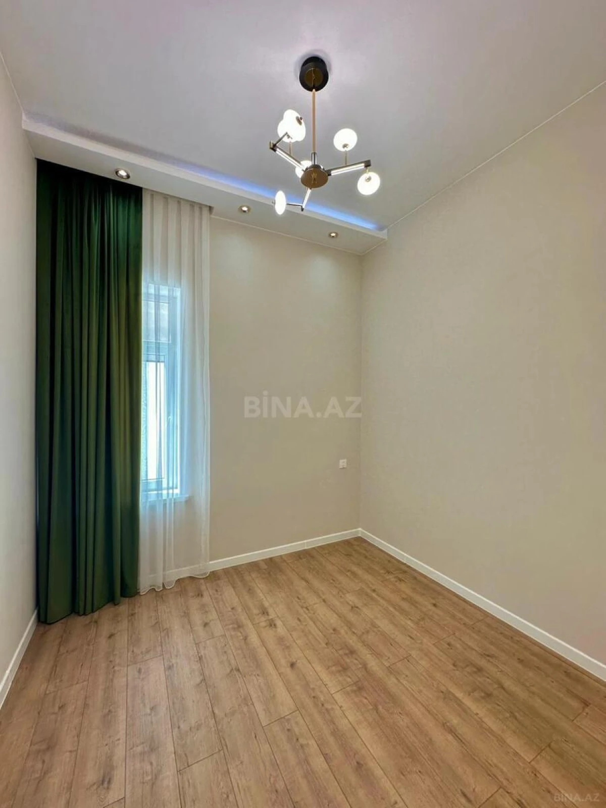 Satılır 4 otaqlı həyət evi 160 m²