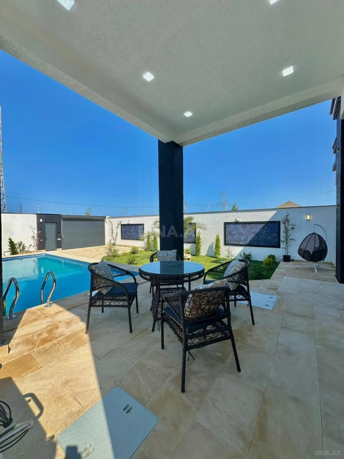 Satılır 4 otaqlı həyət evi 160 m²