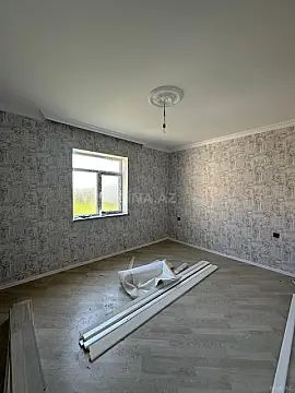 Satılır 3 otaqlı həyət evi 180 m²