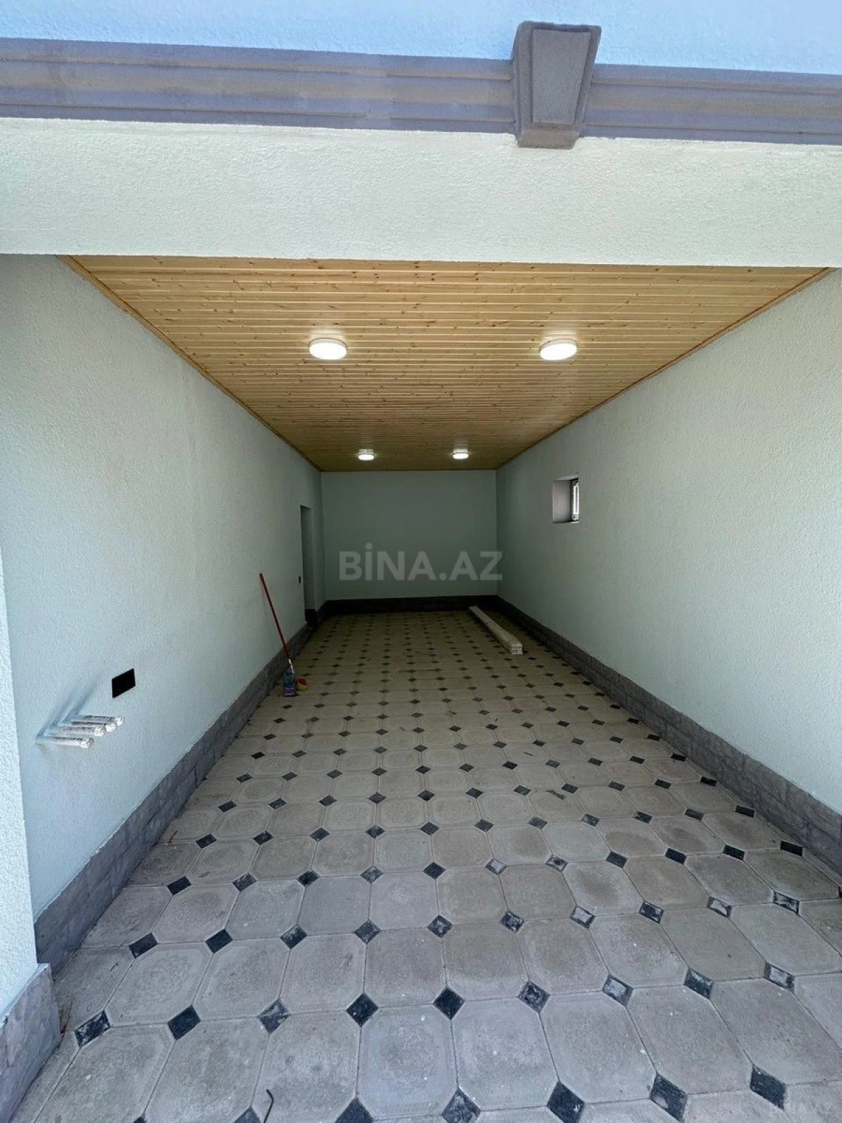 Satılır 3 otaqlı həyət evi 180 m²