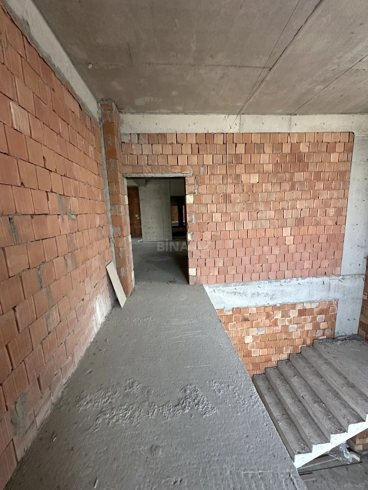 Kirayə verilir obyekt 530 m²