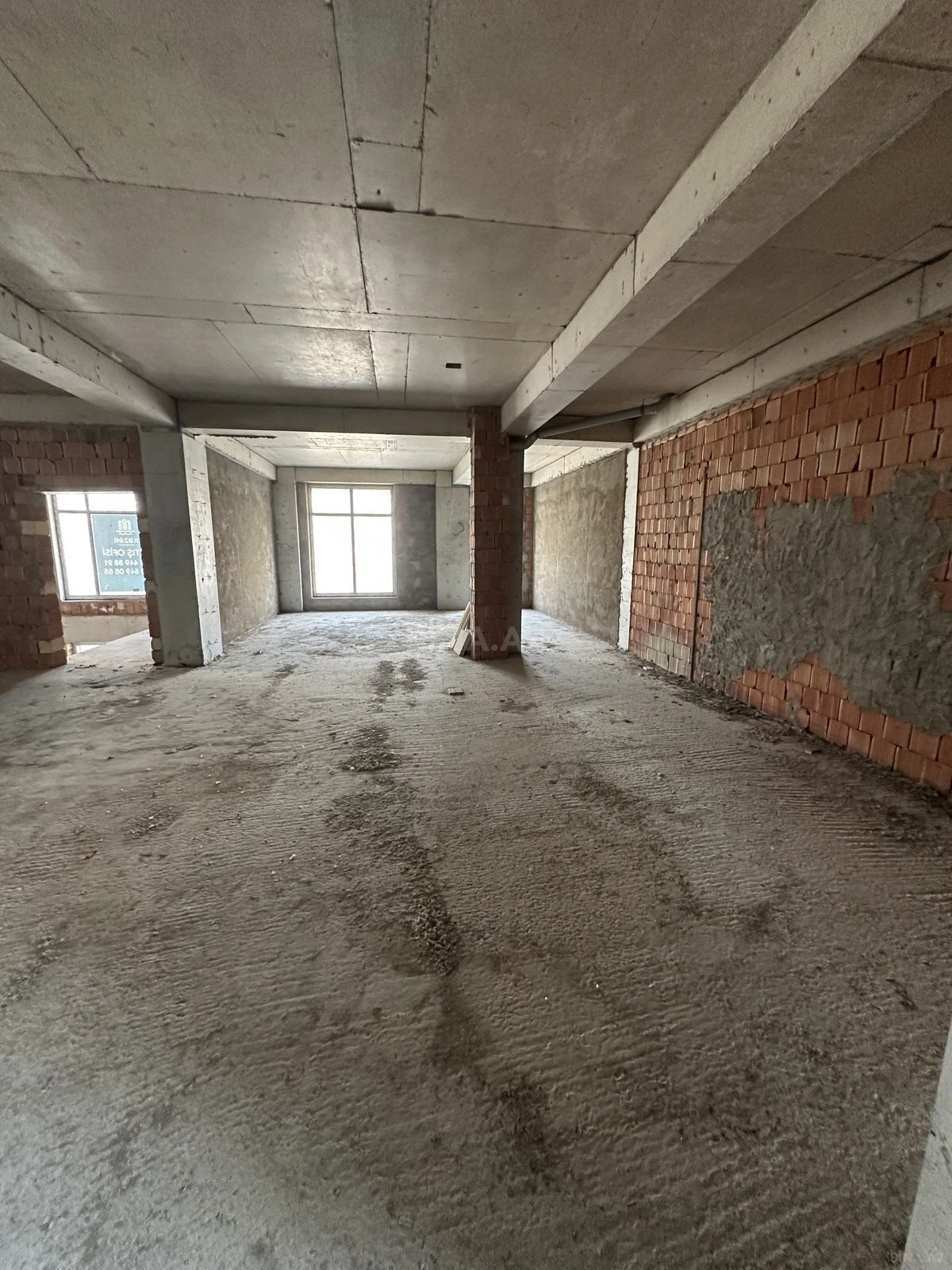 Kirayə verilir obyekt 530 m²