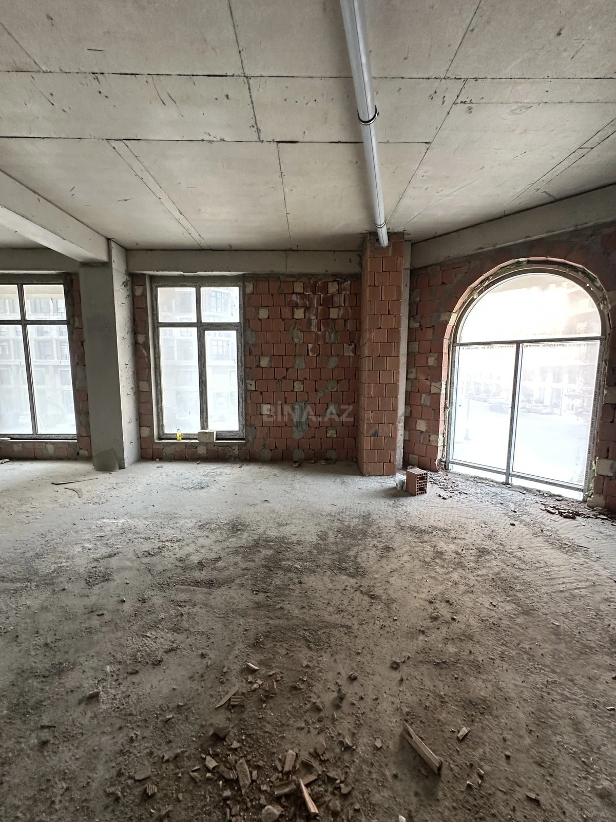 Kirayə verilir obyekt 530 m²