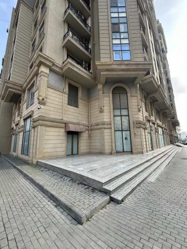 Kirayə verilir obyekt 530 m²