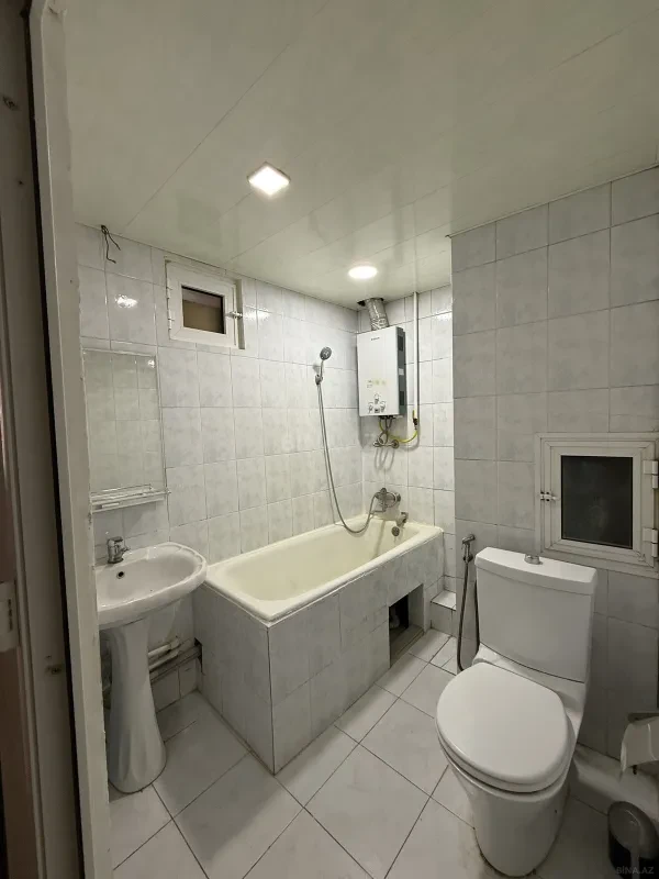 Satılır 1 otaqlı mənzil 45 m²