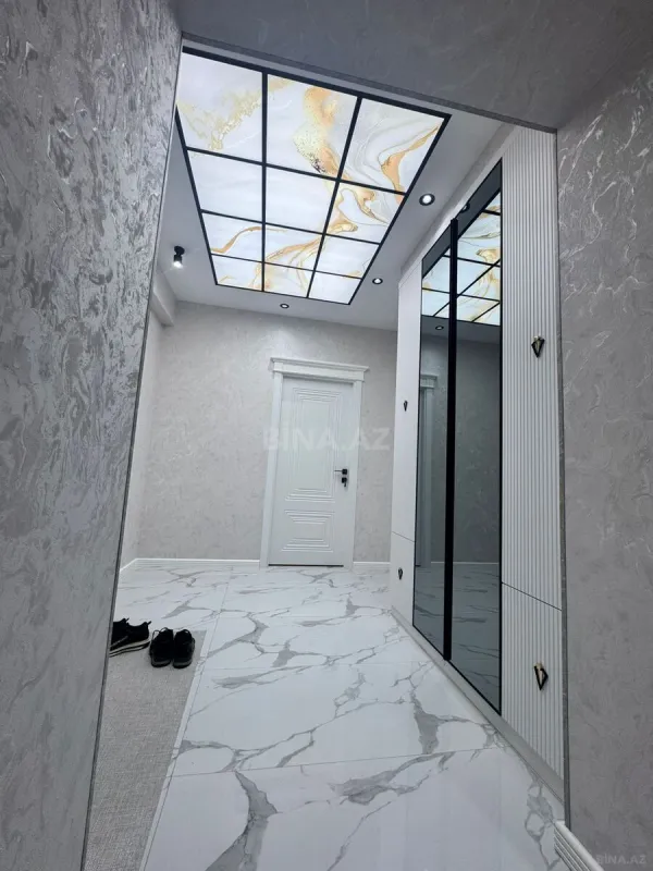 Satılır 2 otaqlı mənzil 85 m²