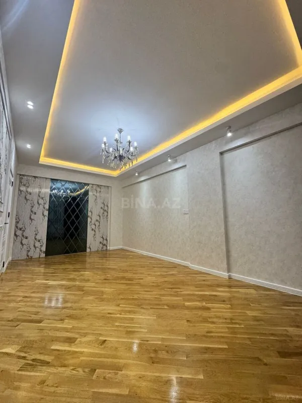 Satılır 2 otaqlı mənzil 85 m²