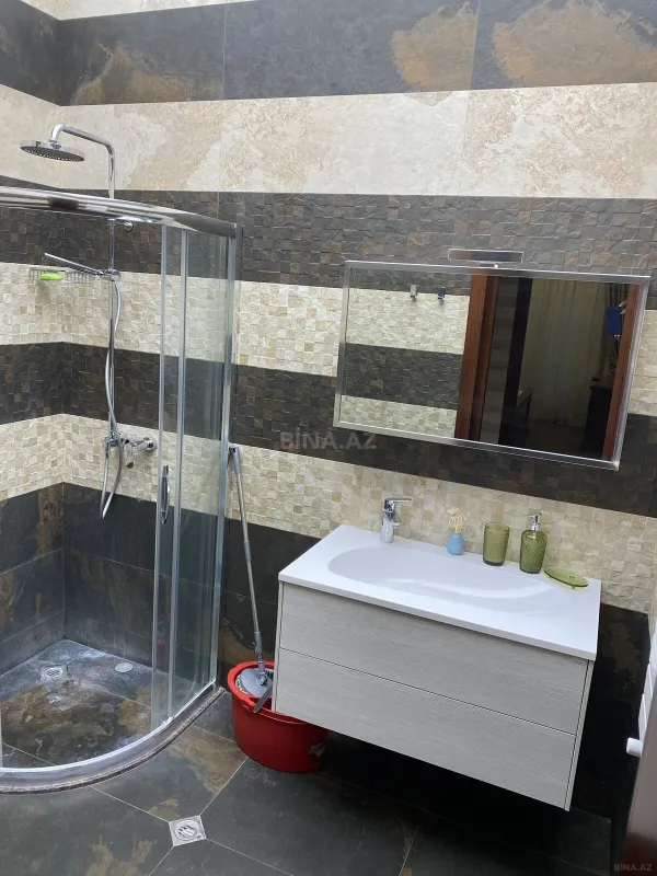 Kirayə verilir 2 otaqlı mənzil 65 m²