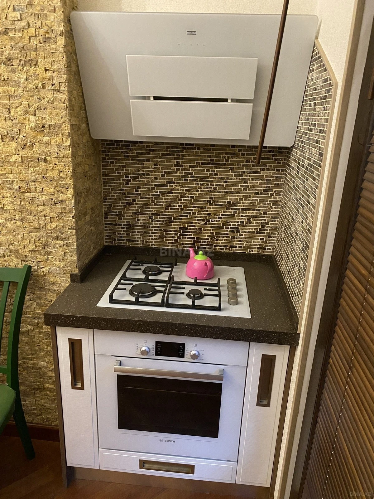 Kirayə verilir 2 otaqlı mənzil 65 m²