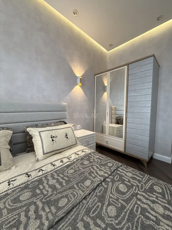 Satılır 3 otaqlı mənzil 97.4 m²