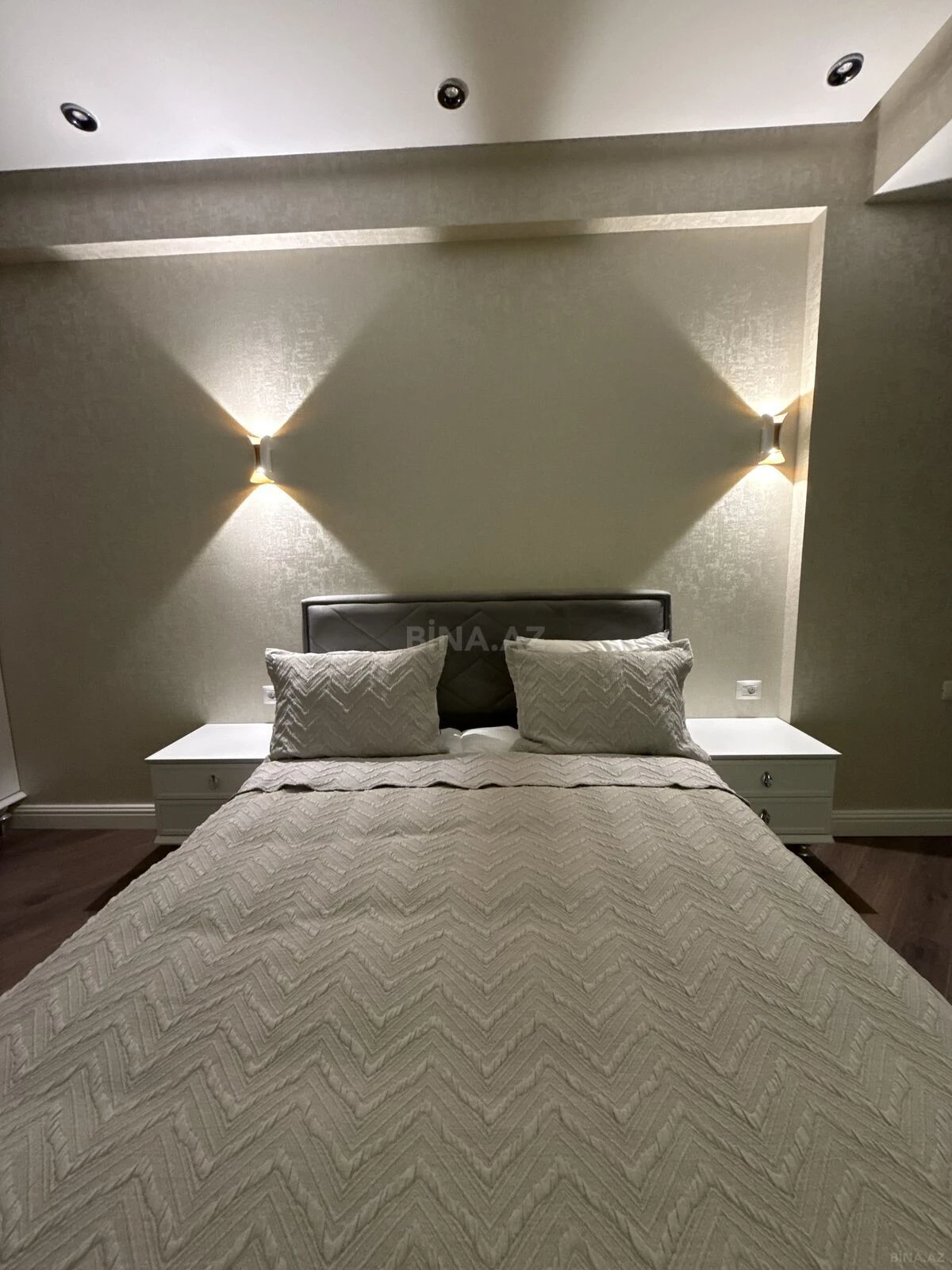 Satılır 3 otaqlı mənzil 97.4 m²