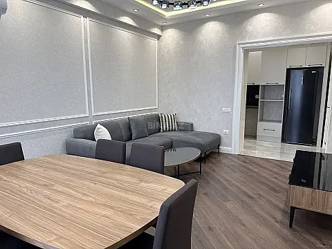 Satılır 3 otaqlı mənzil 97.4 m²