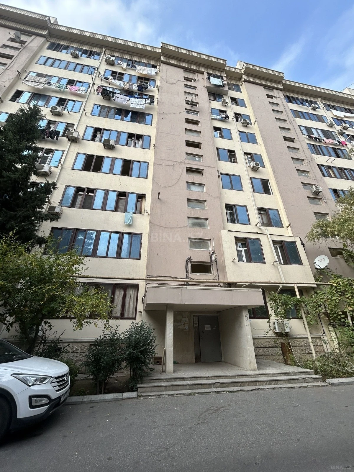 Satılır 2 otaqlı mənzil 65 m²