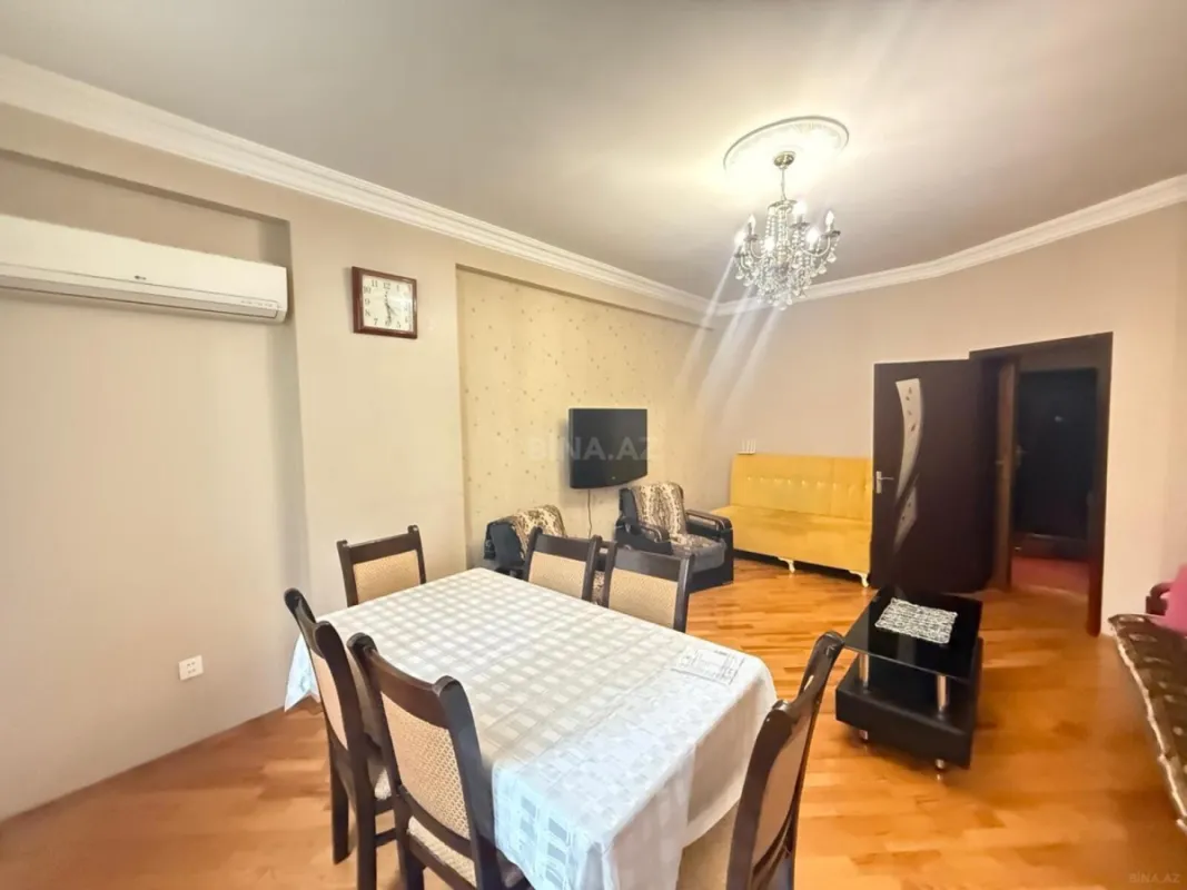 Kirayə verilir 2 otaqlı mənzil 70 m²