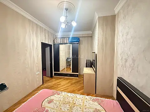 Kirayə verilir 2 otaqlı mənzil 70 m²