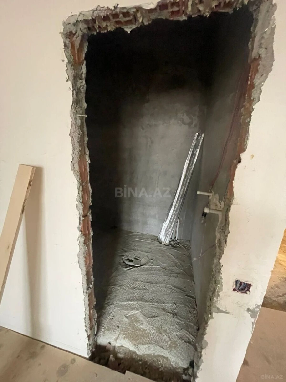 Satılır 3 otaqlı mənzil 116 m²