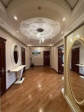 Satılır 3 otaqlı mənzil 160 m²