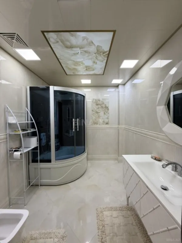 Satılır 3 otaqlı mənzil 160 m²