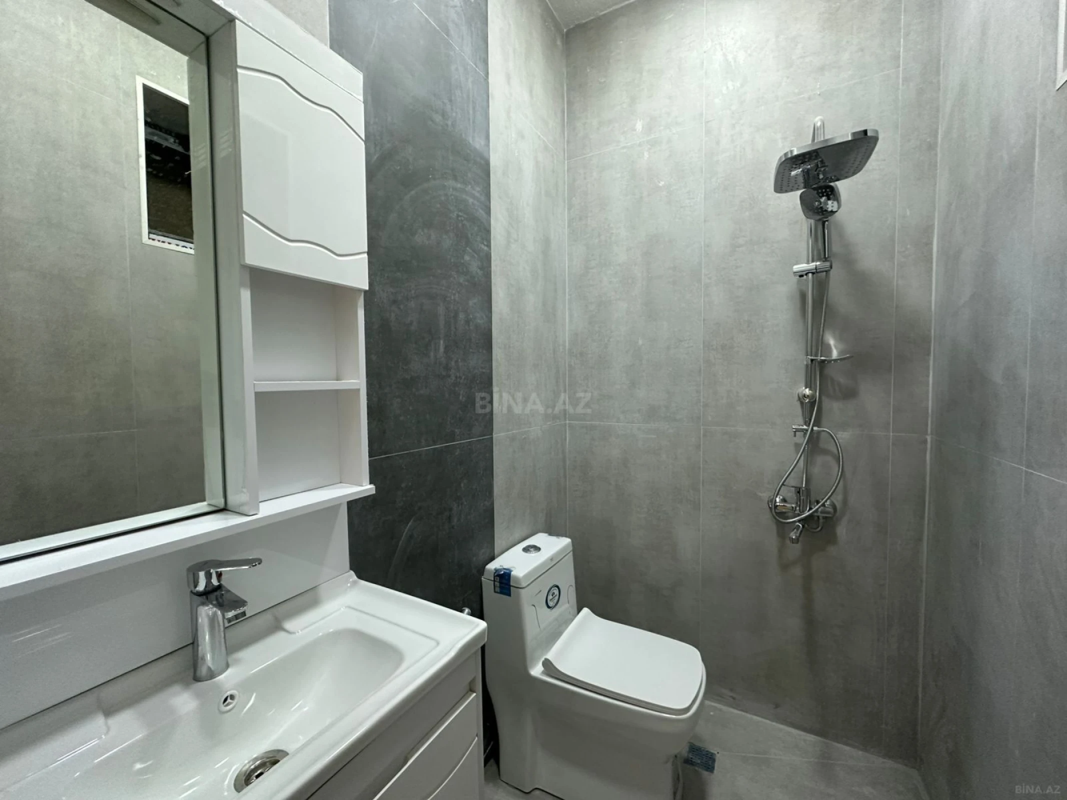 Satılır 4 otaqlı həyət evi 150 m²