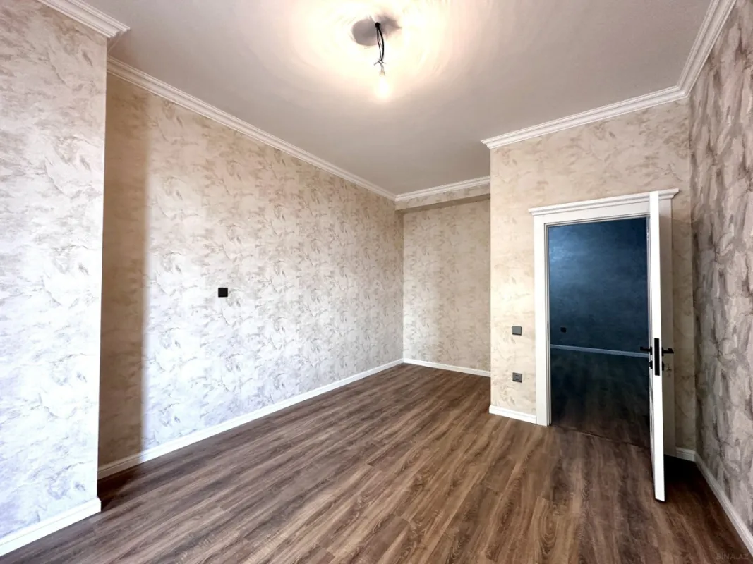 Satılır 2 otaqlı mənzil 80 m²