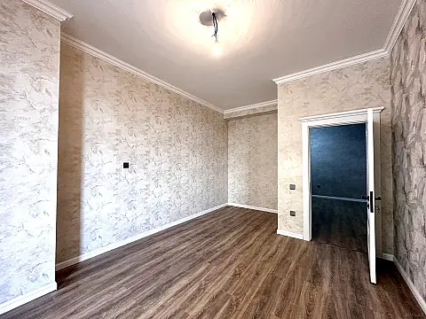 Satılır 2 otaqlı mənzil 80 m²