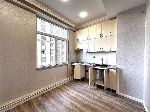 Satılır 2 otaqlı mənzil 80 m²