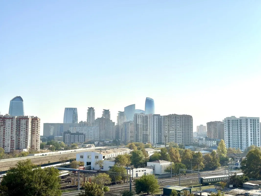 Satılır 2 otaqlı mənzil 80 m²