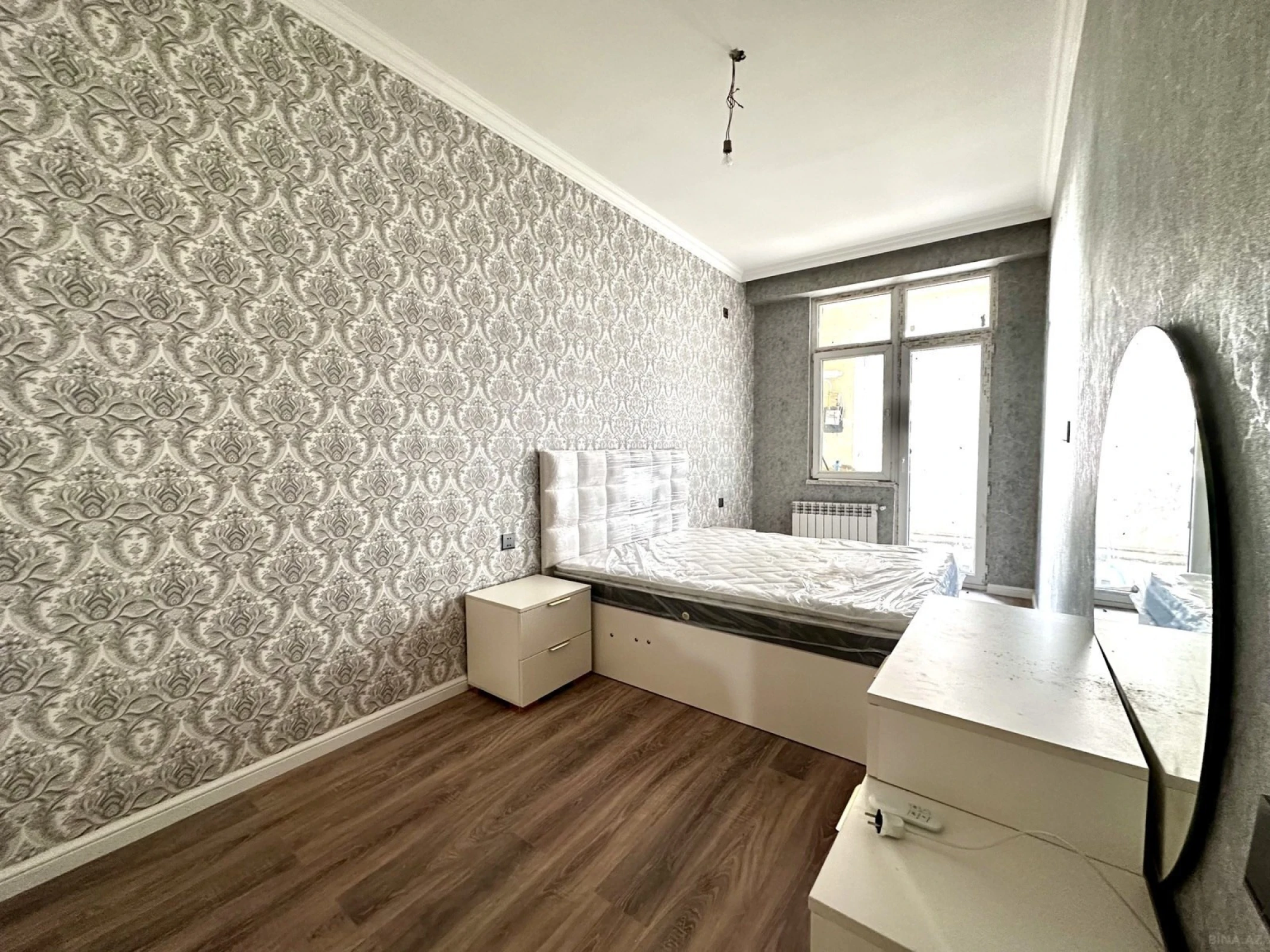 Satılır 2 otaqlı mənzil 80 m²