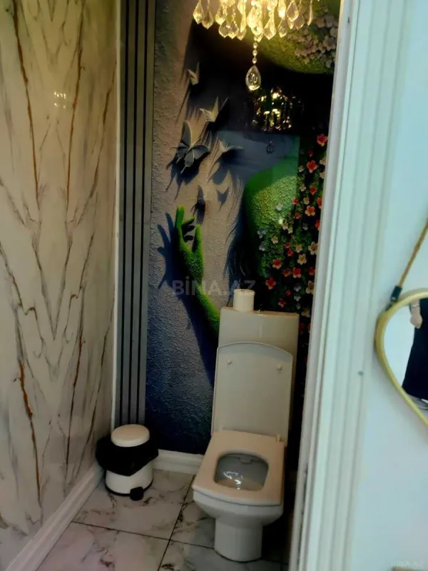 Satılır 4 otaqlı mənzil 226 m²