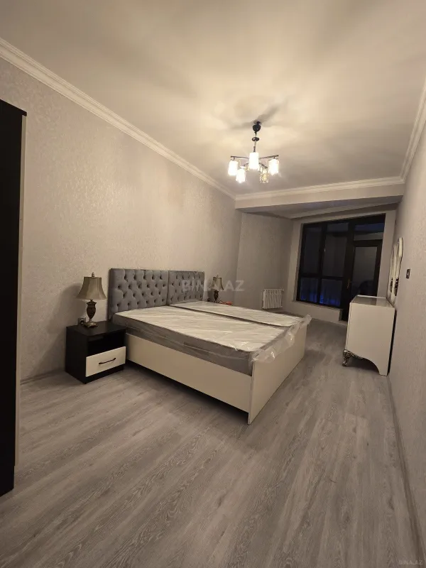 Kirayə verilir 2 otaqlı mənzil 75 m²