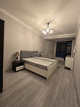 Kirayə verilir 2 otaqlı mənzil 75 m²