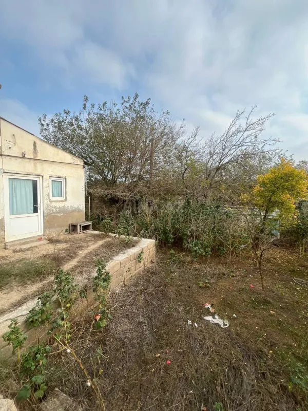 Satılır torpaq sahəsi 12 m²