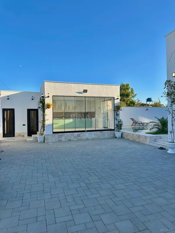 Satılır 4 otaqlı həyət evi 170 m²