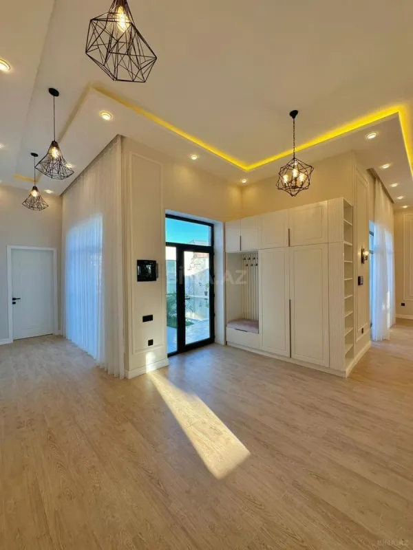 Satılır 4 otaqlı həyət evi 170 m²