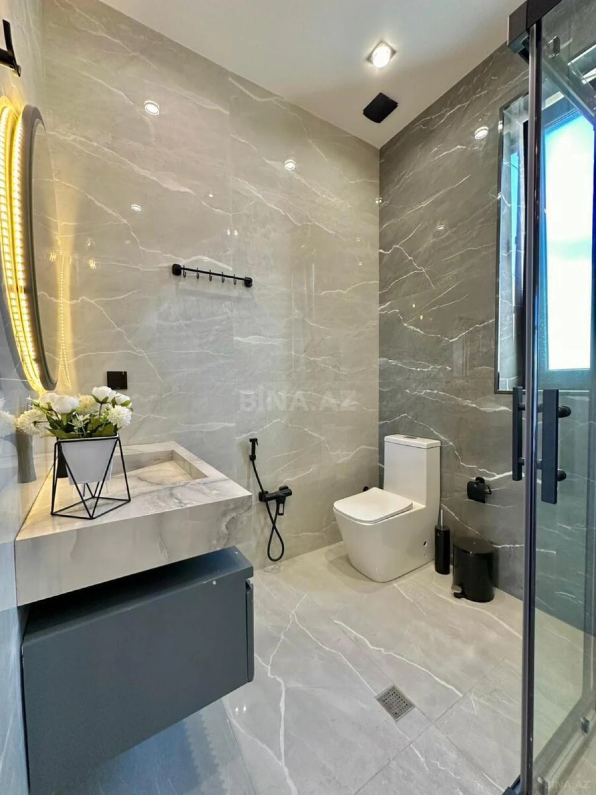 Satılır 4 otaqlı həyət evi 170 m²