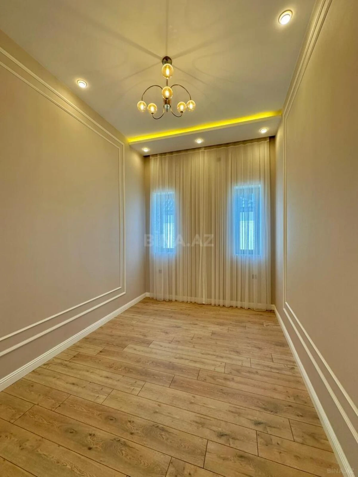 Satılır 4 otaqlı həyət evi 170 m²