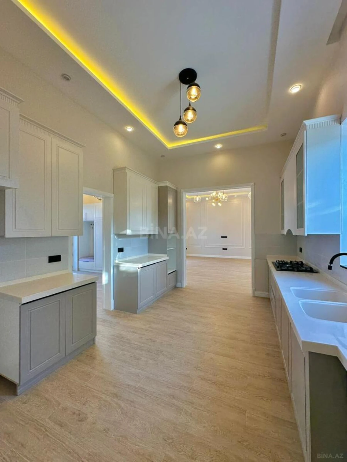 Satılır 4 otaqlı həyət evi 170 m²