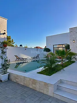 Satılır 4 otaqlı həyət evi 170 m²