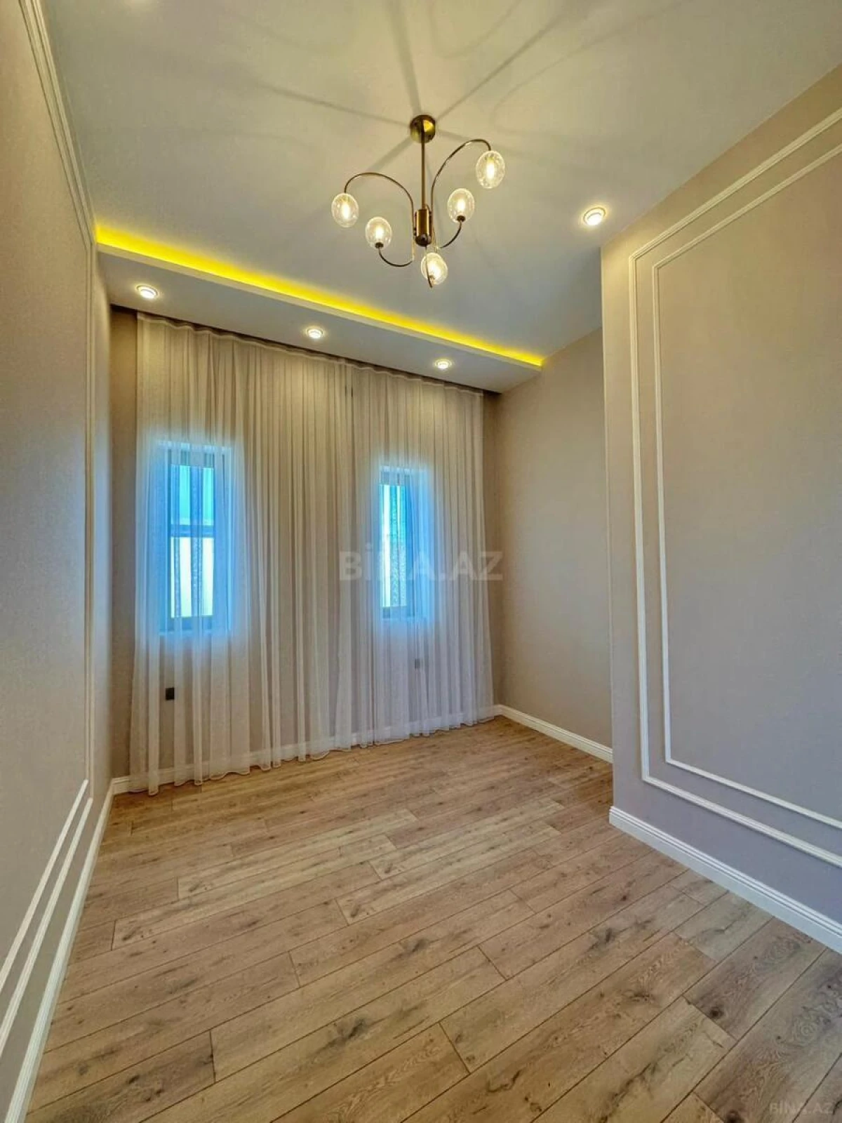 Satılır 4 otaqlı həyət evi 170 m²