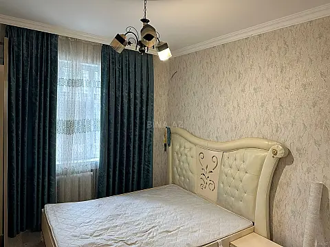 Satılır 2 otaqlı mənzil 65 m²
