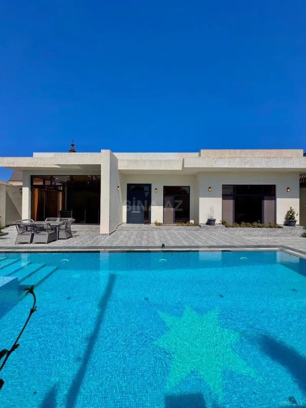 Satılır 4 otaqlı həyət evi 220 m²