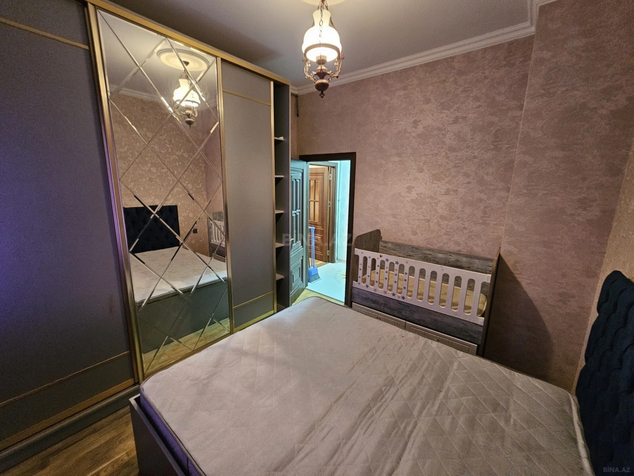 Satılır 2 otaqlı mənzil 48 m²