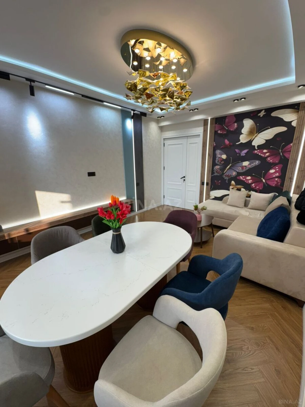 Satılır 3 otaqlı mənzil 110 m²