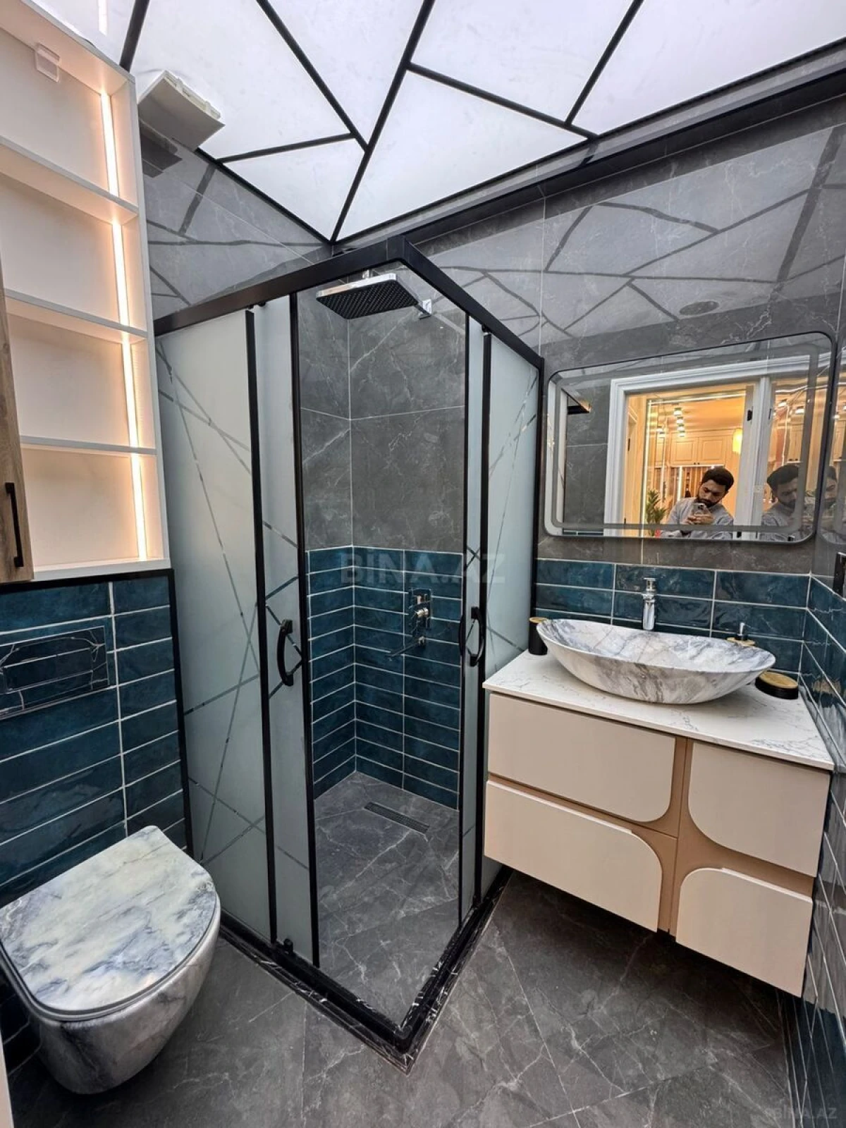 Satılır 3 otaqlı mənzil 110 m²