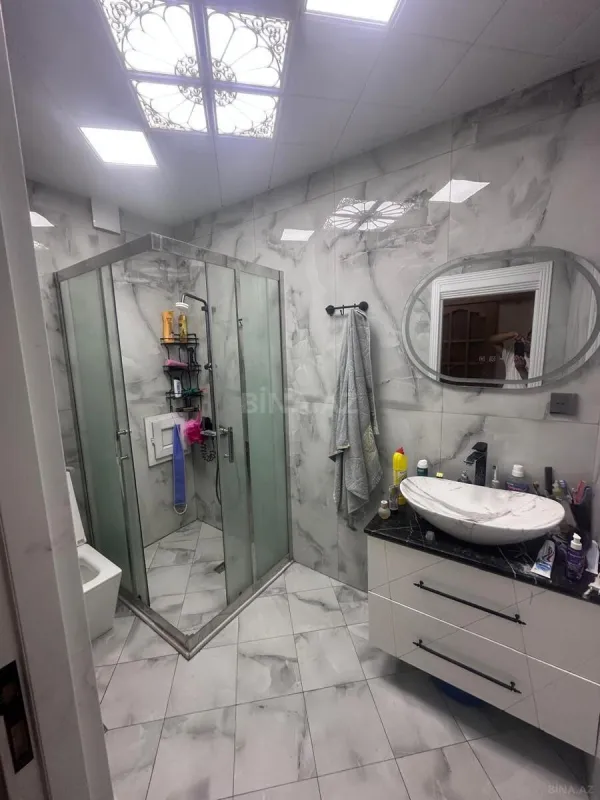 Kirayə verilir 2 otaqlı mənzil 100 m²