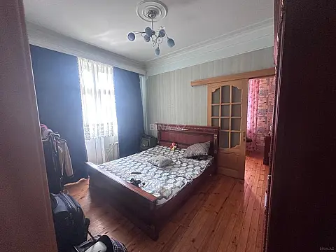 Kirayə verilir 2 otaqlı mənzil 100 m²