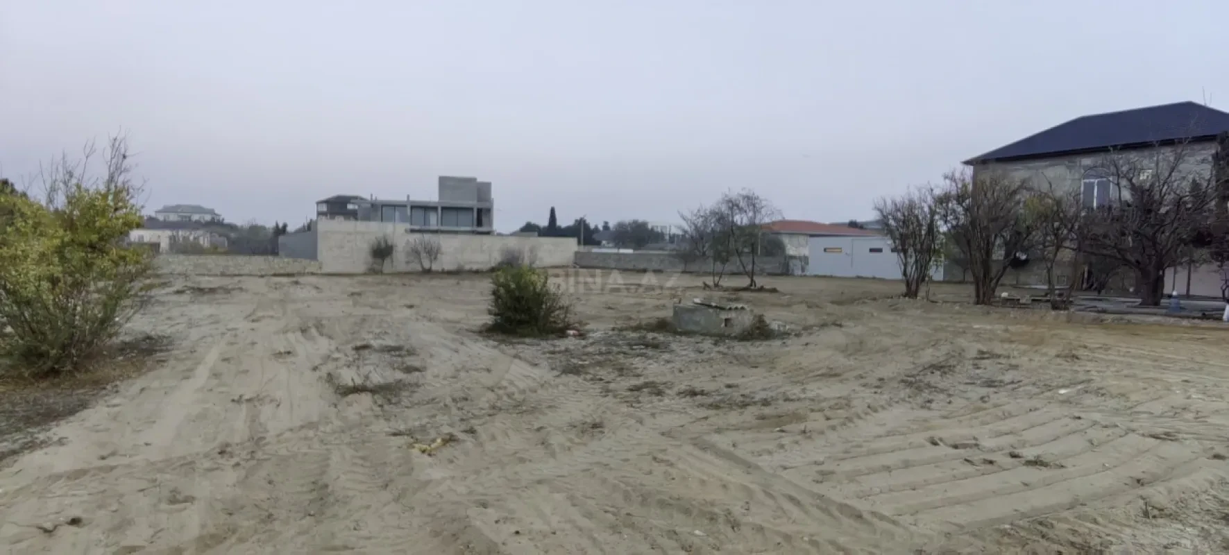 Satılır 5 otaqlı həyət evi 208 m²