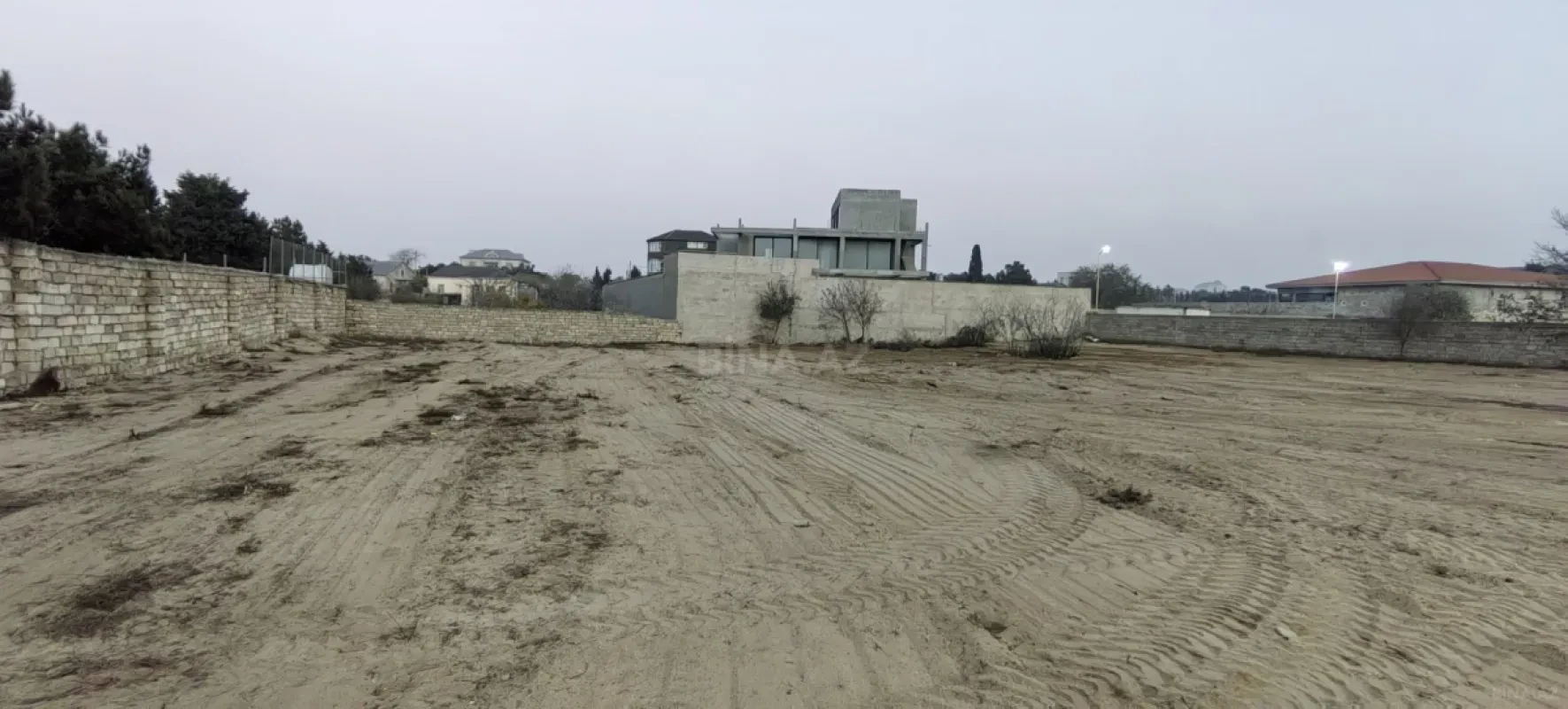 Satılır 5 otaqlı həyət evi 208 m²