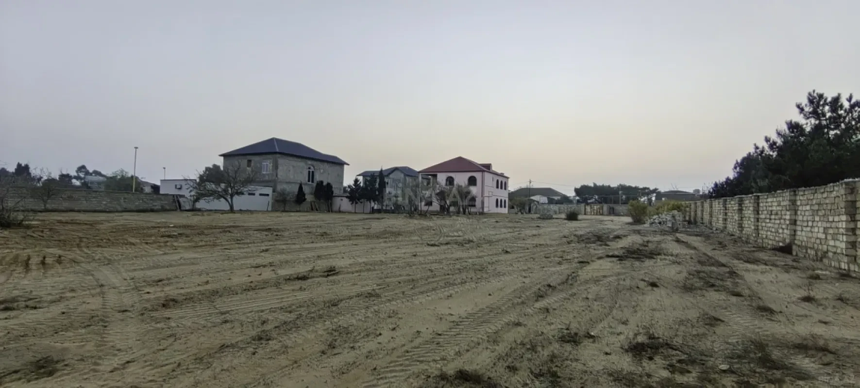 Satılır 5 otaqlı həyət evi 208 m²