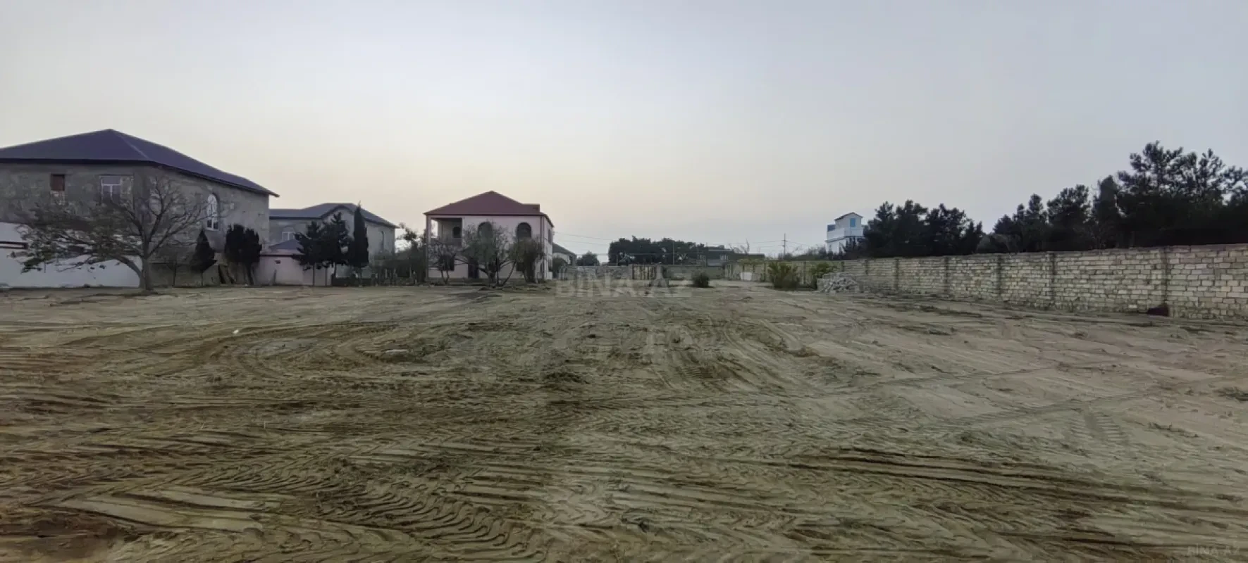 Satılır 5 otaqlı həyət evi 208 m²